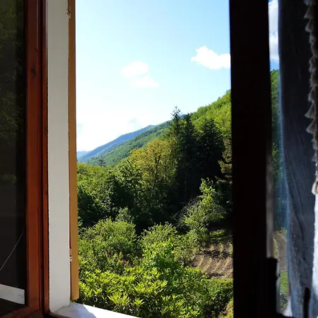 Дом отдыха Casa Castagno E Ruscello - Nature Retreat In Liguria